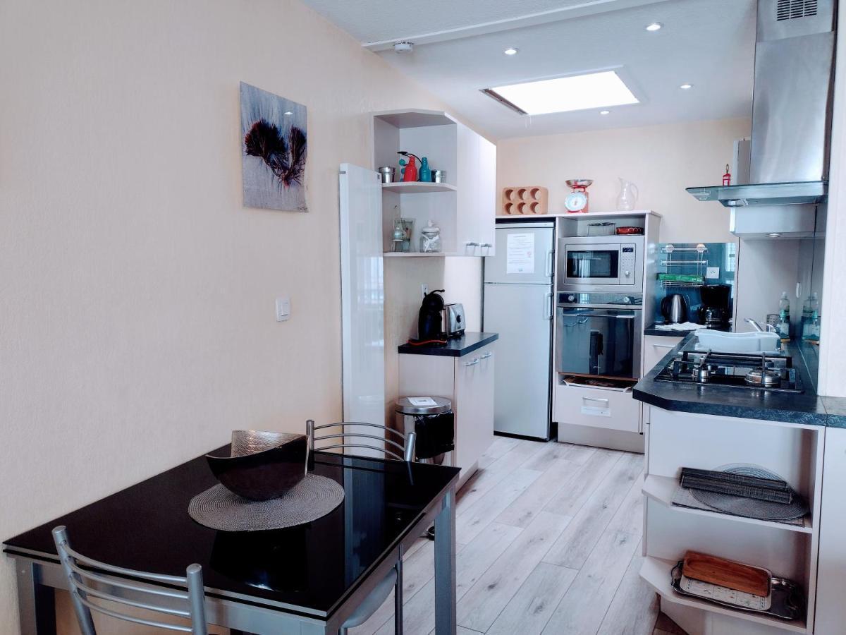 Le City, Centre Ville, Wifi Petit Parking Linge En Option ヴァンヌ エクステリア 写真